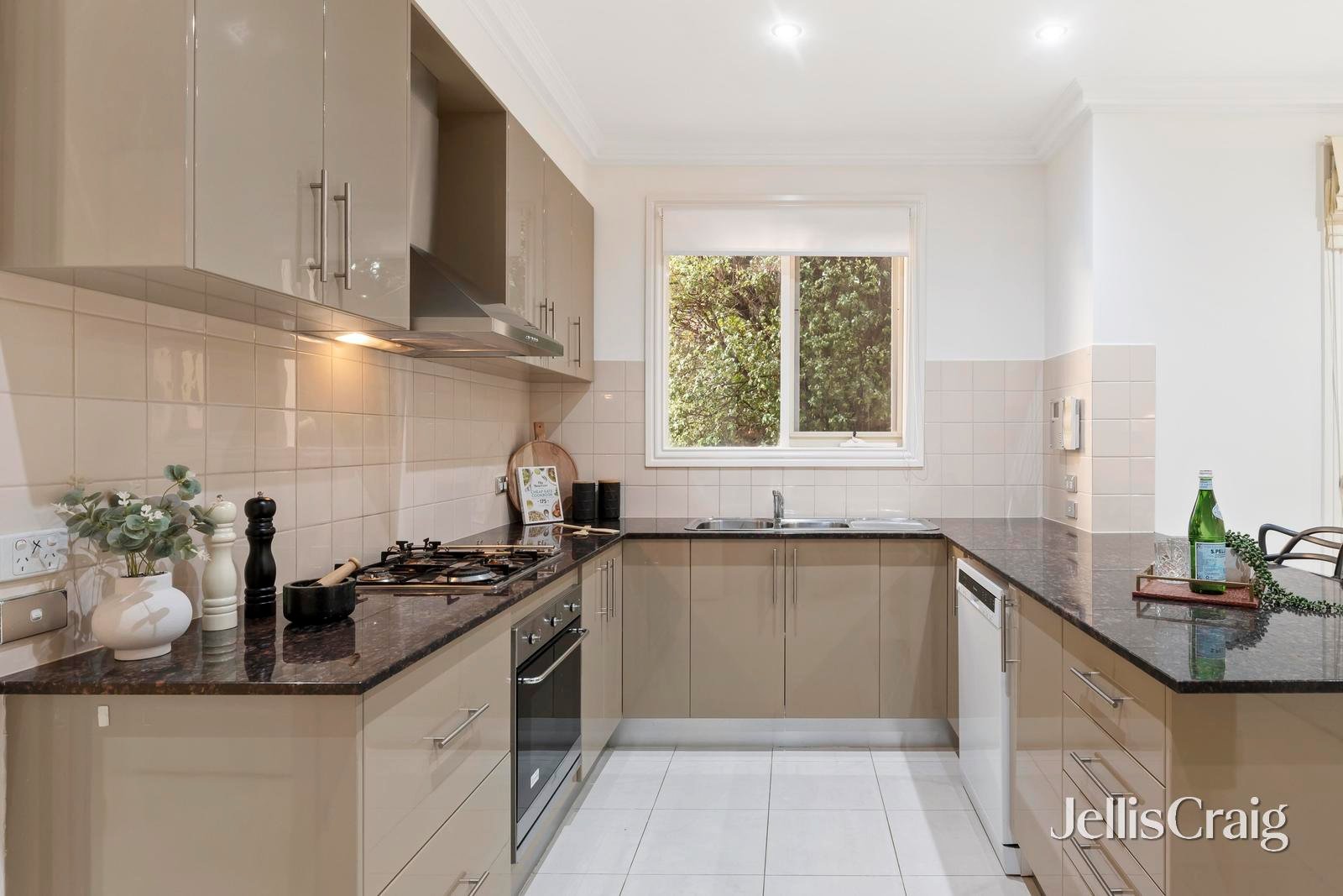 7/8-10 Malcolm Crescent, Doncaster image 5