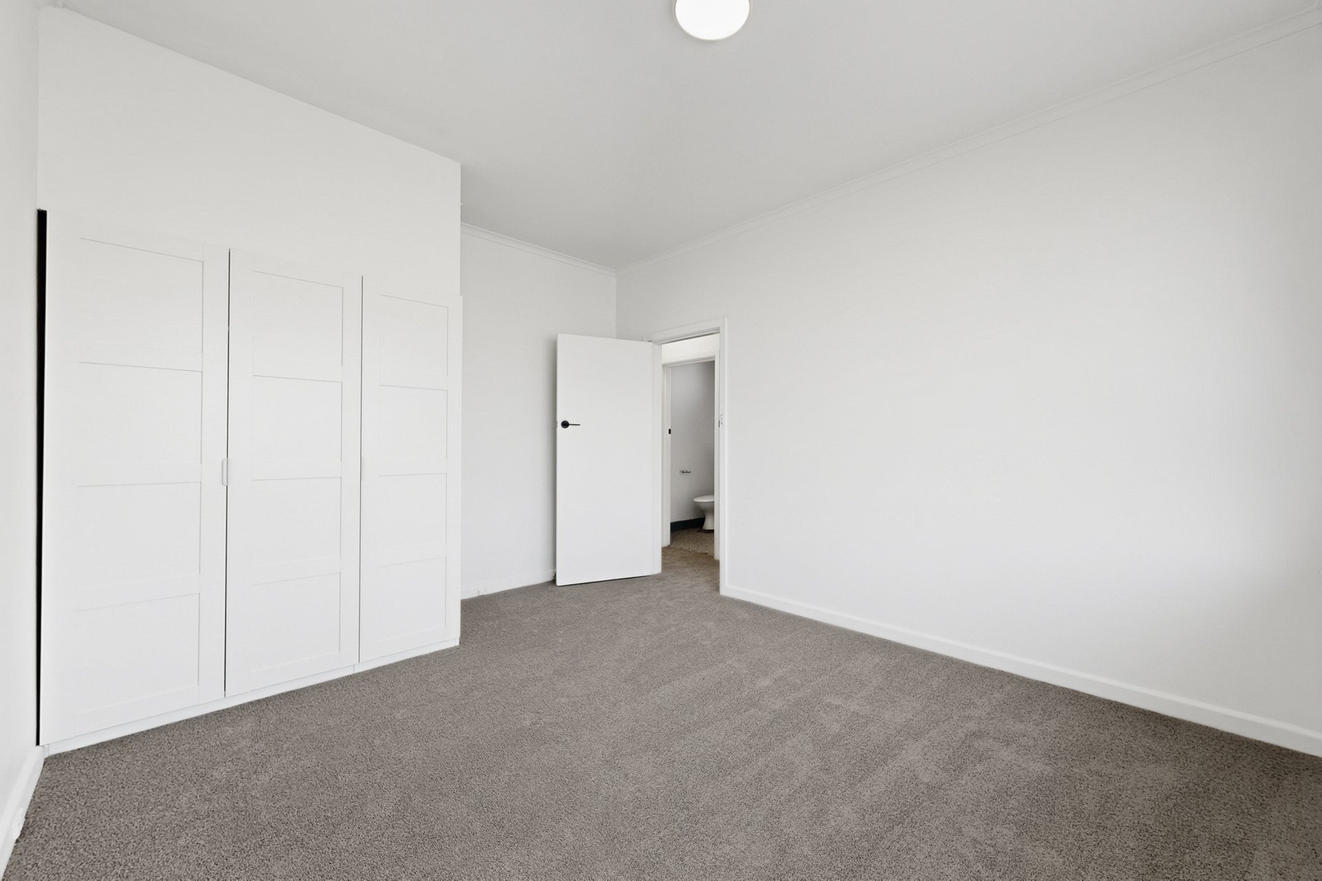 7/8 Austin Avenue, Elwood image 8