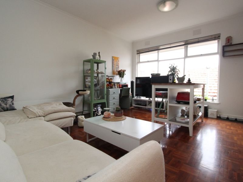 Property Gallery Thumbnail 3