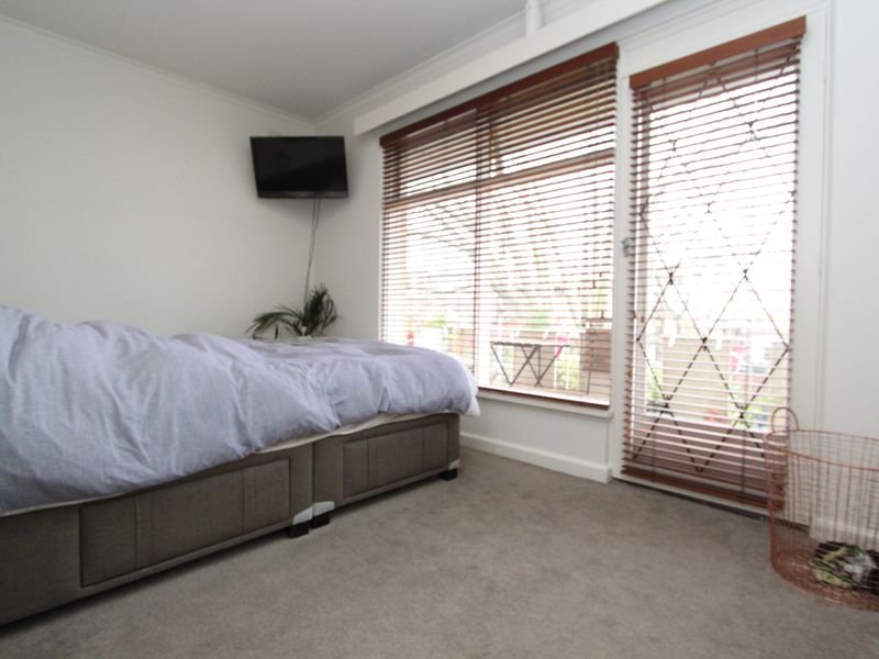 Property Gallery Thumbnail 5