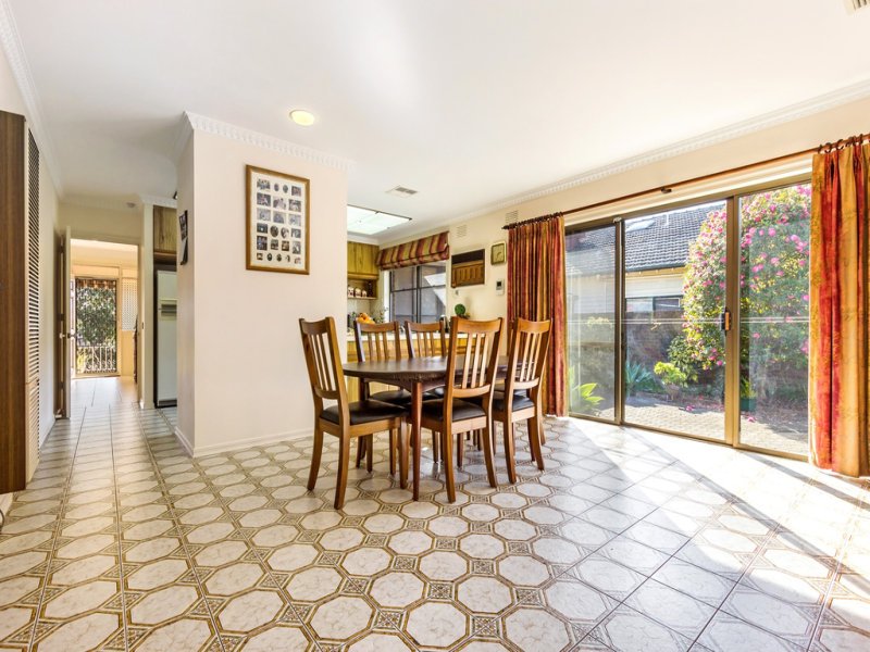 78 Dorking Road, Box Hill image 4
