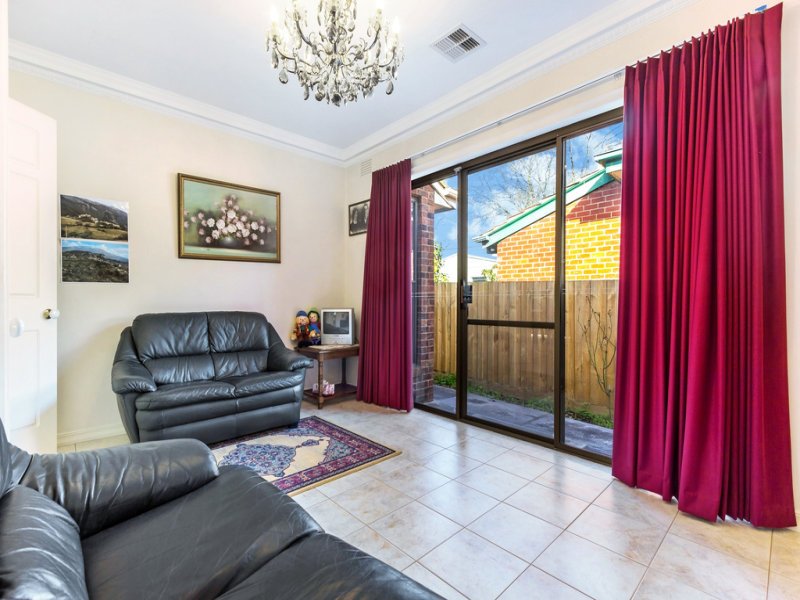 78 Dorking Road, Box Hill image 5