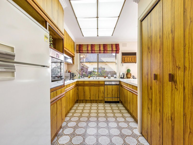 78 Dorking Road, Box Hill image 7