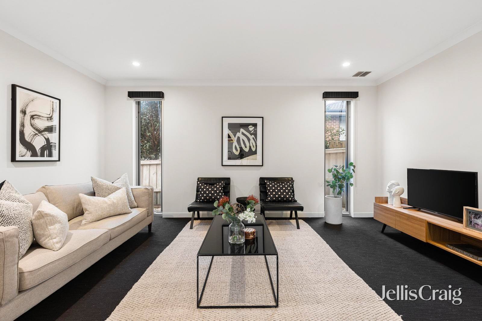 78 Evans Drive, Croydon image 2