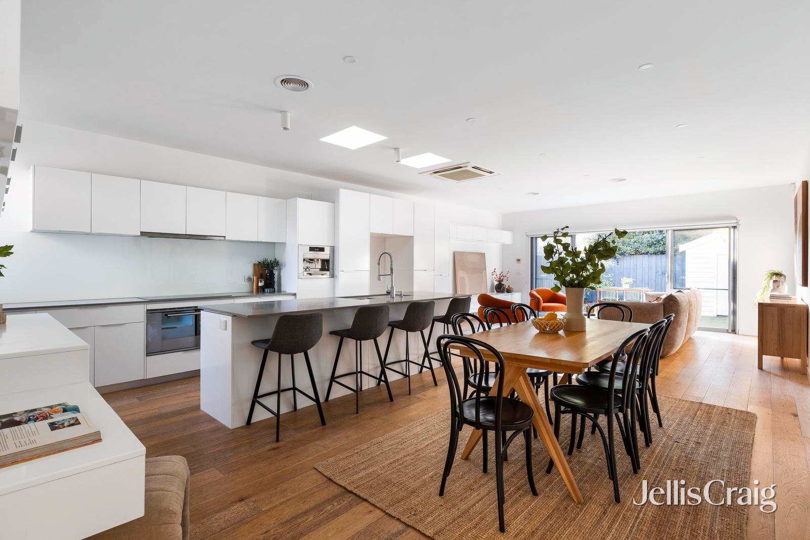 78 Hutton Street, Thornbury image 3