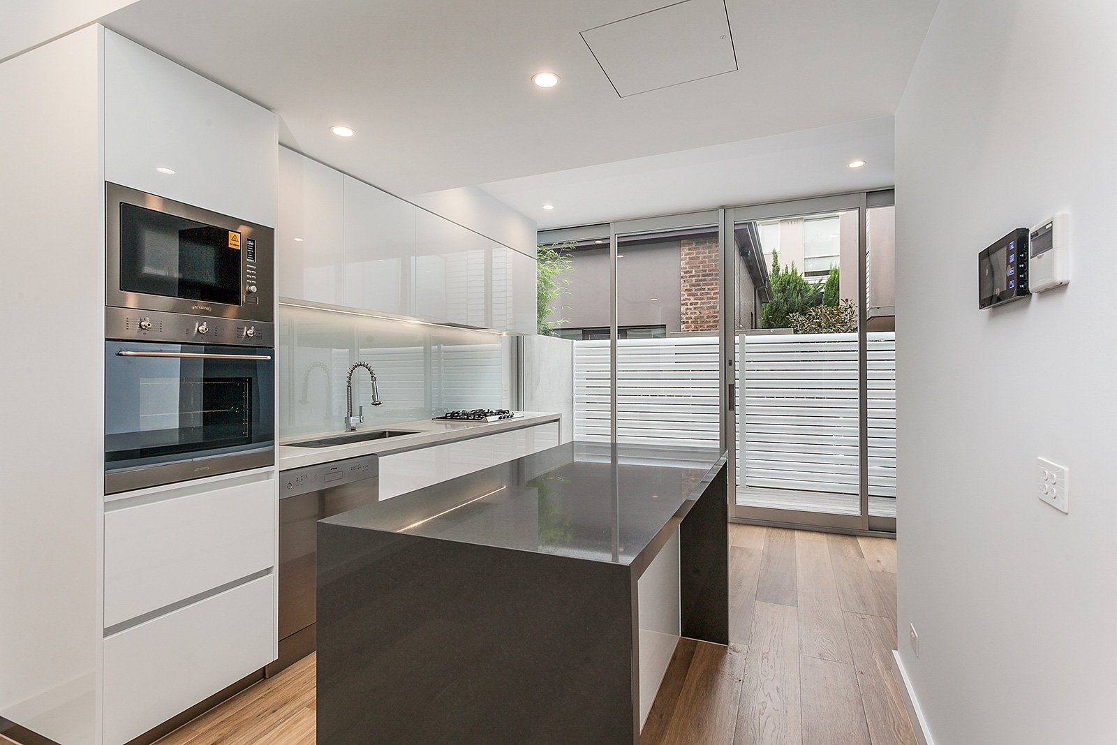 Property Gallery - Main Image