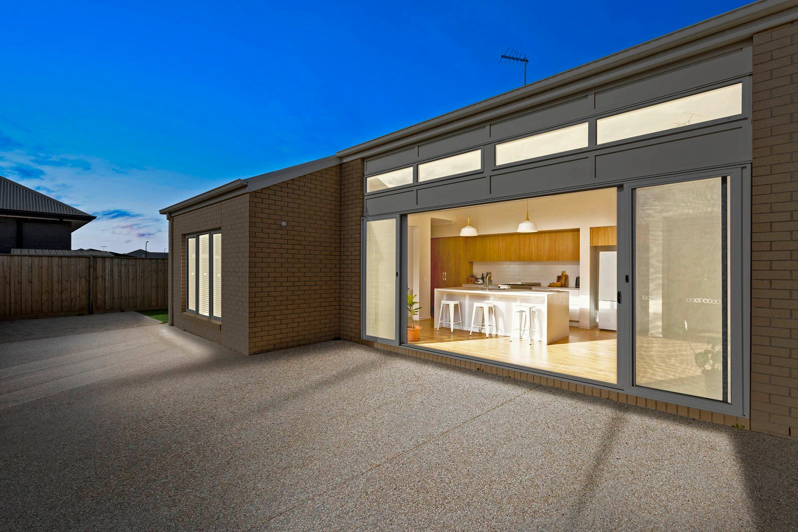 Property Gallery Thumbnail 12