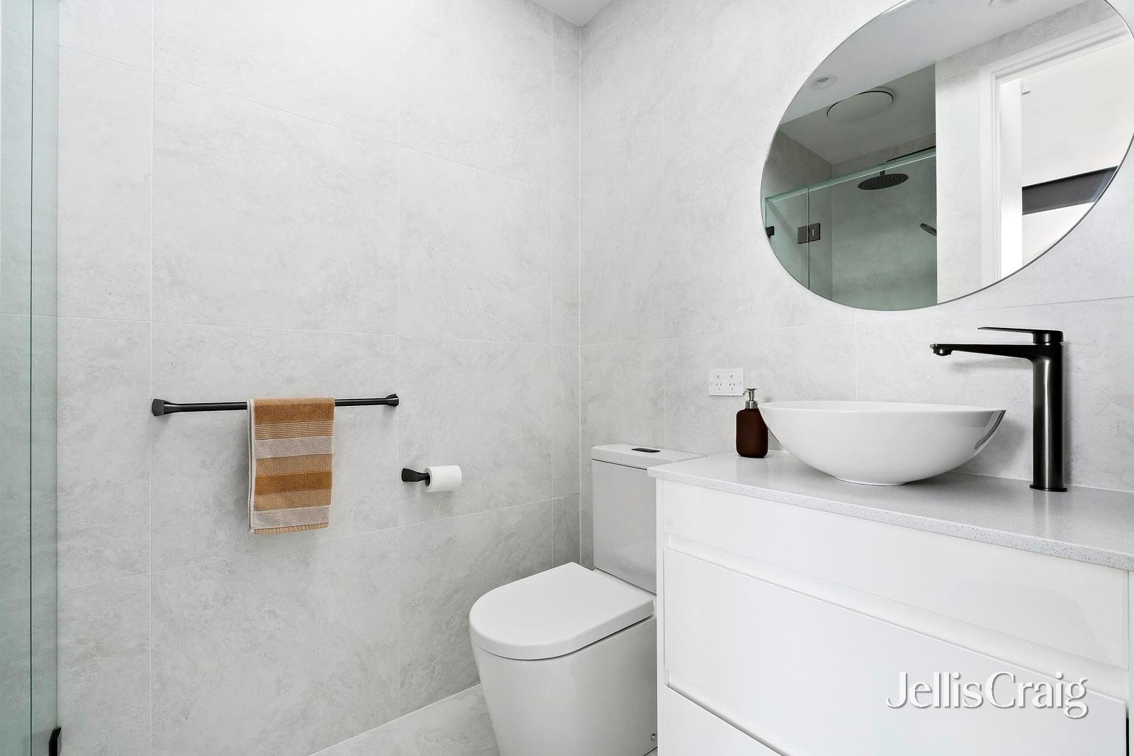 78 Spray Street, Elwood image 13