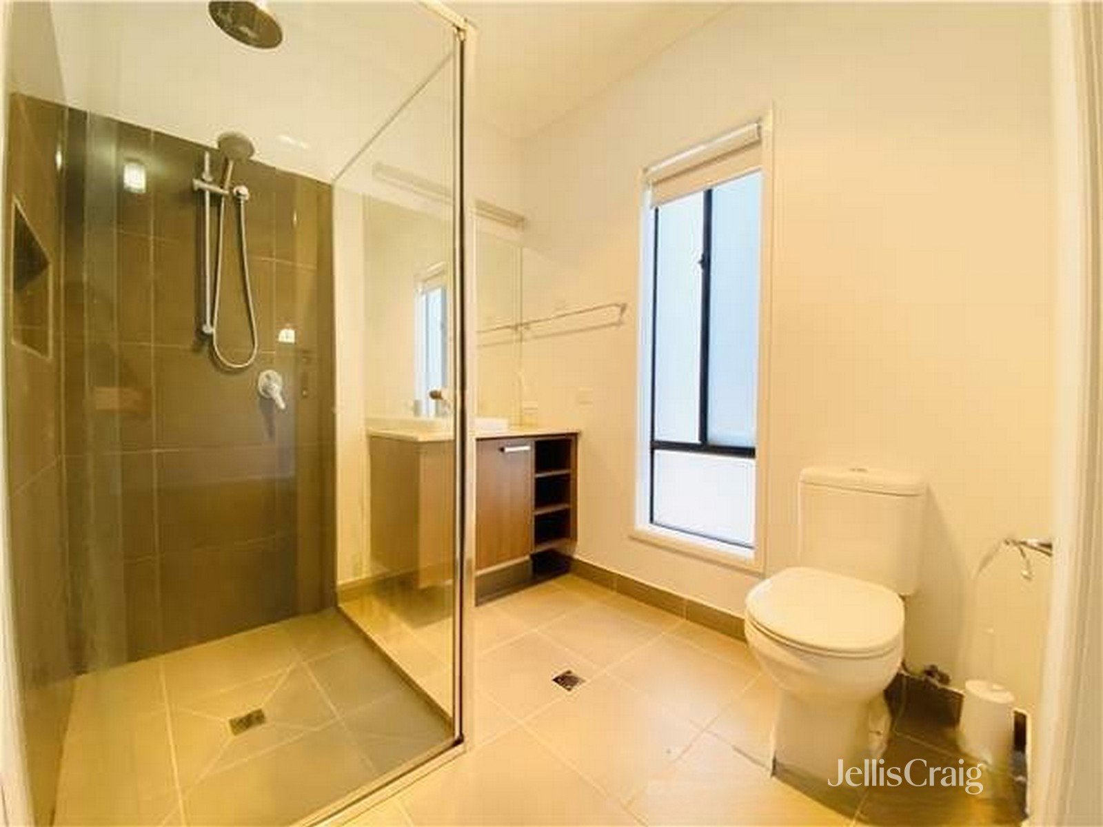 78 Suncroft Drive, Lalor image 8