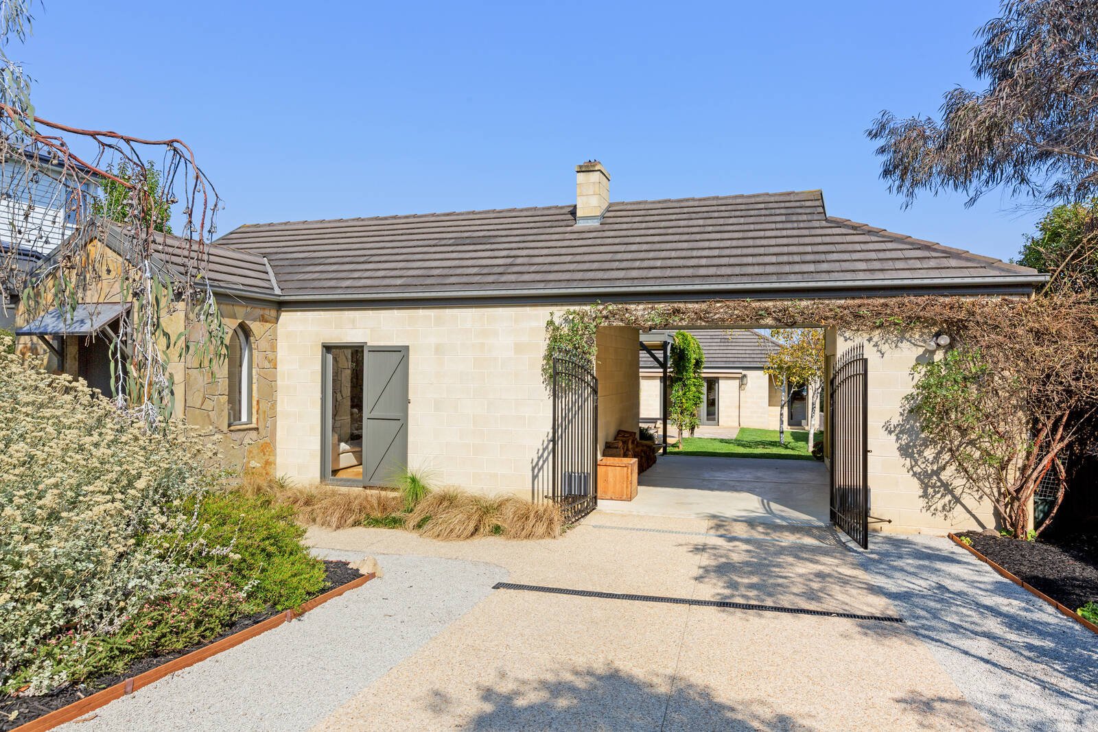 Property Gallery - Main Image