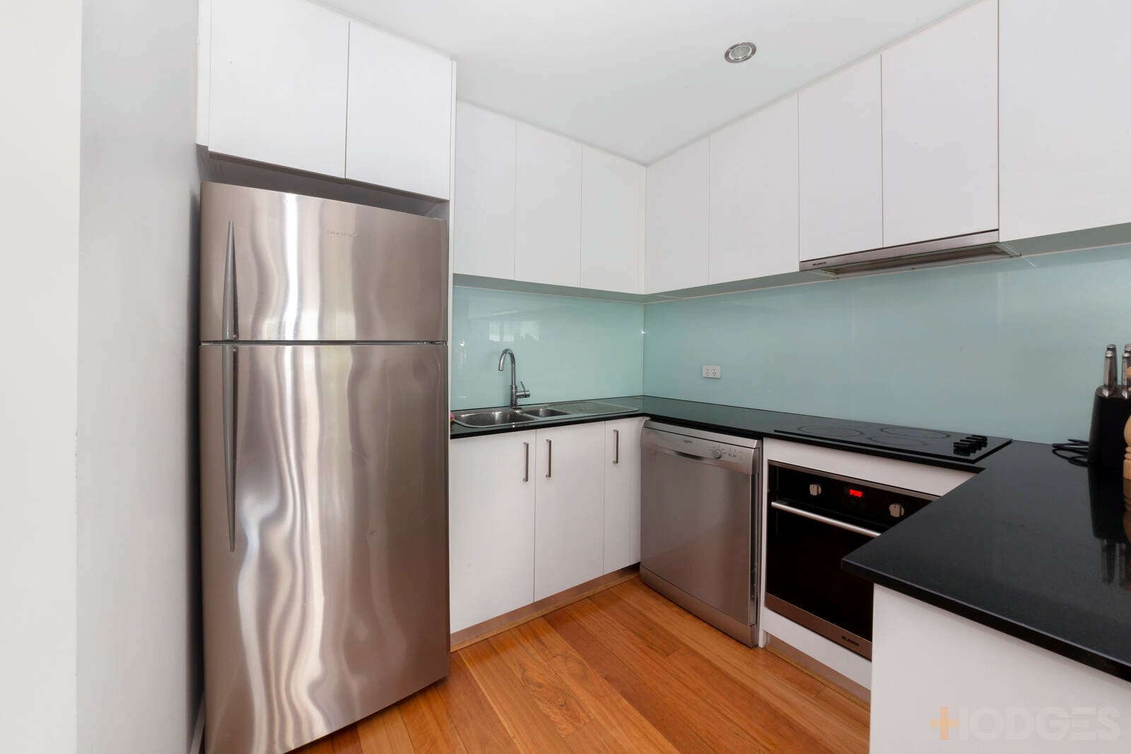 7 / 80 Balcombe Road Mentone