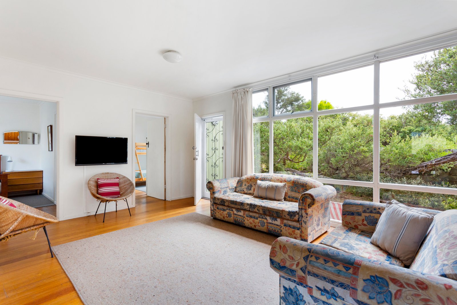 Property Gallery Thumbnail 4