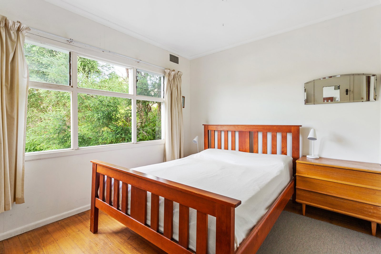 Property Gallery Thumbnail 5
