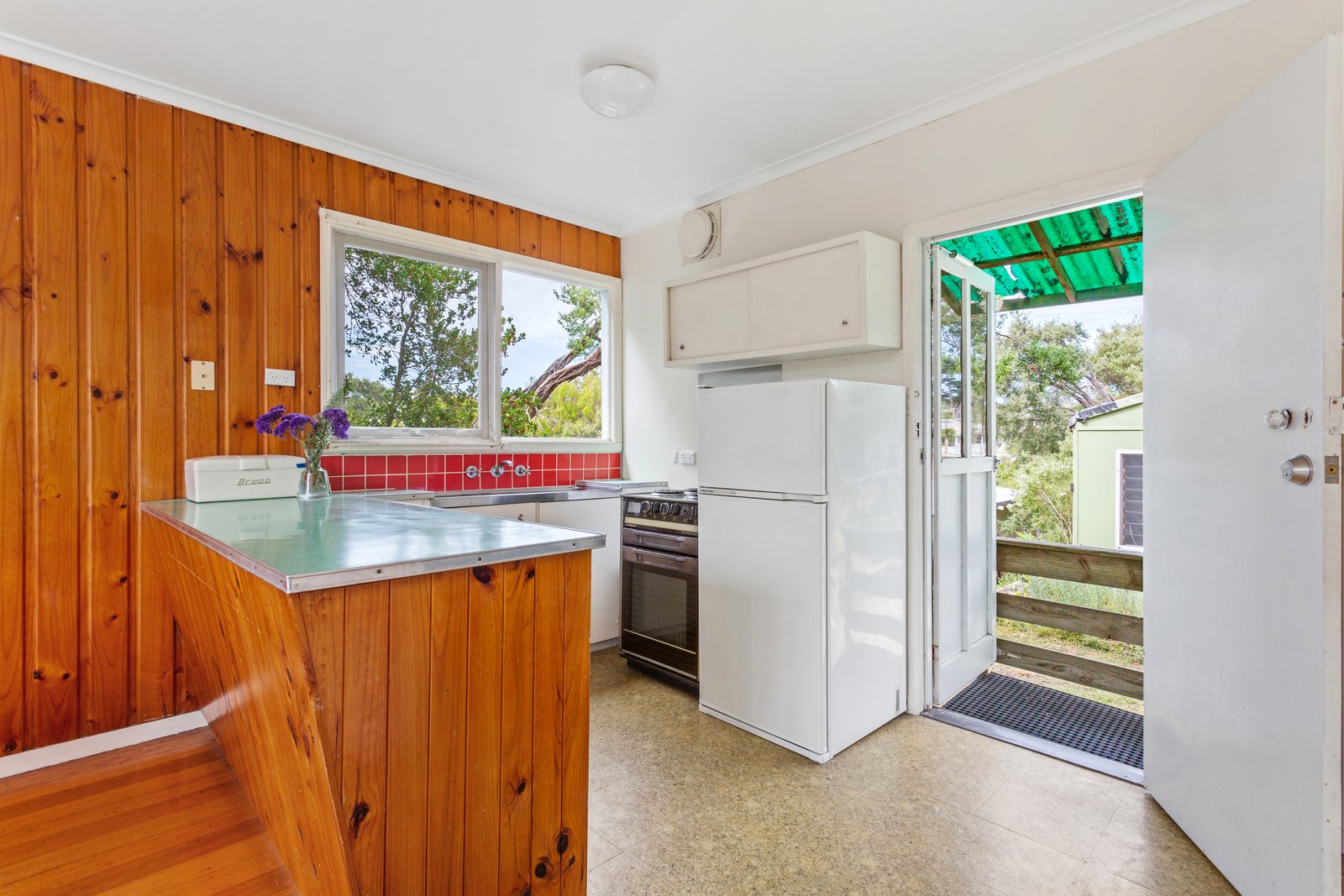 Property Gallery Thumbnail 6