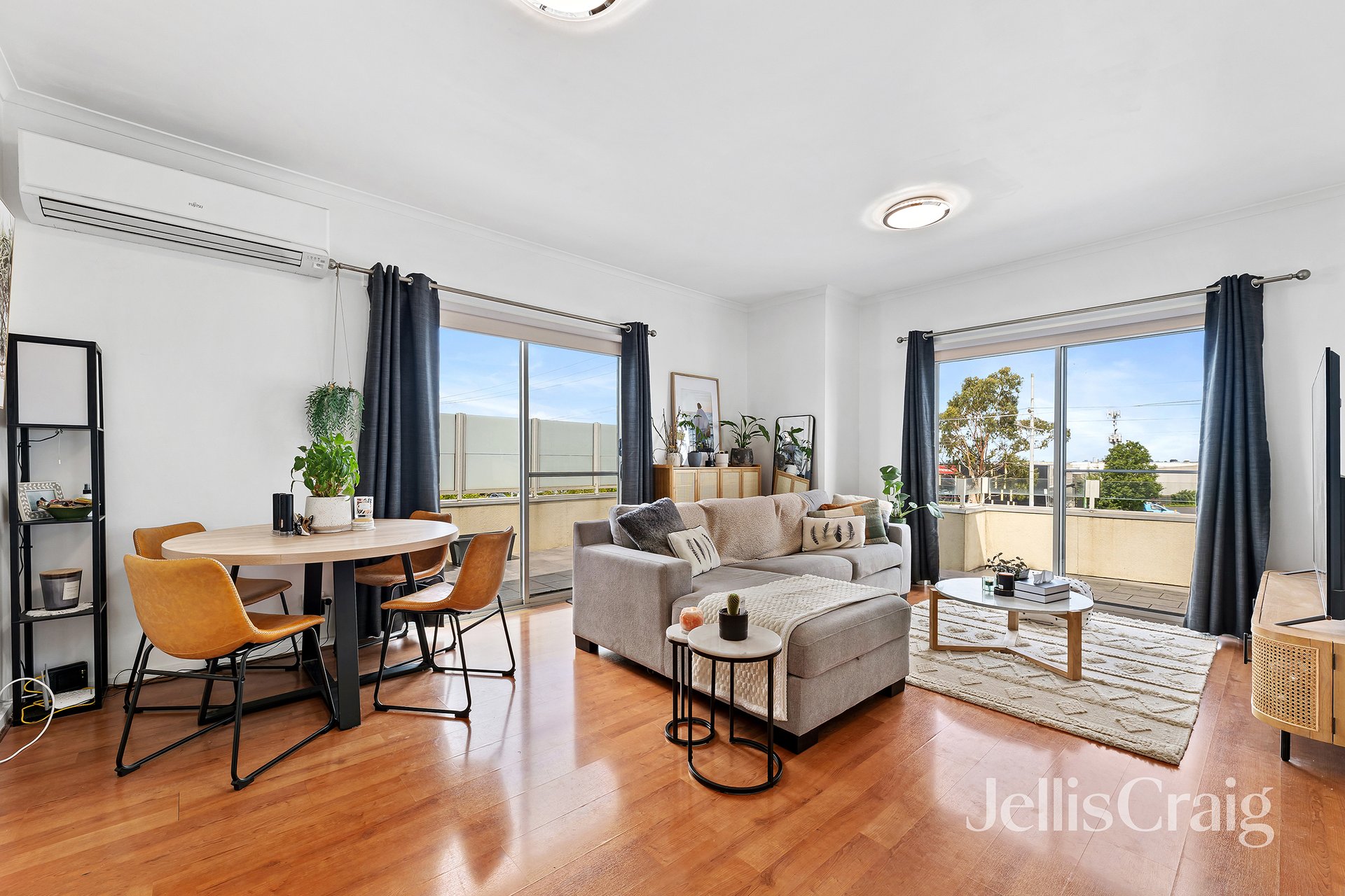 7/827-829 Plenty Road, Reservoir image 3