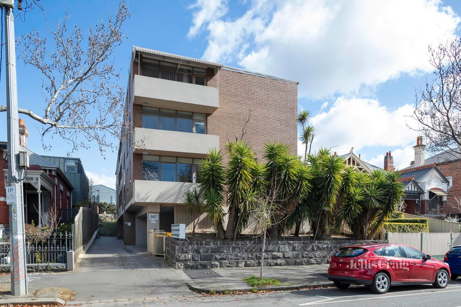 7/867 Rathdowne Street, Carlton North image 2