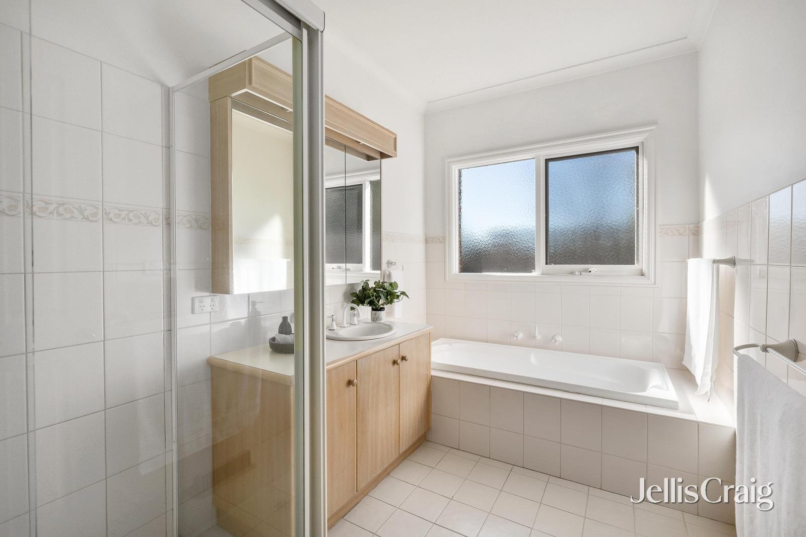 7/86A Balwyn Road, Balwyn image 7