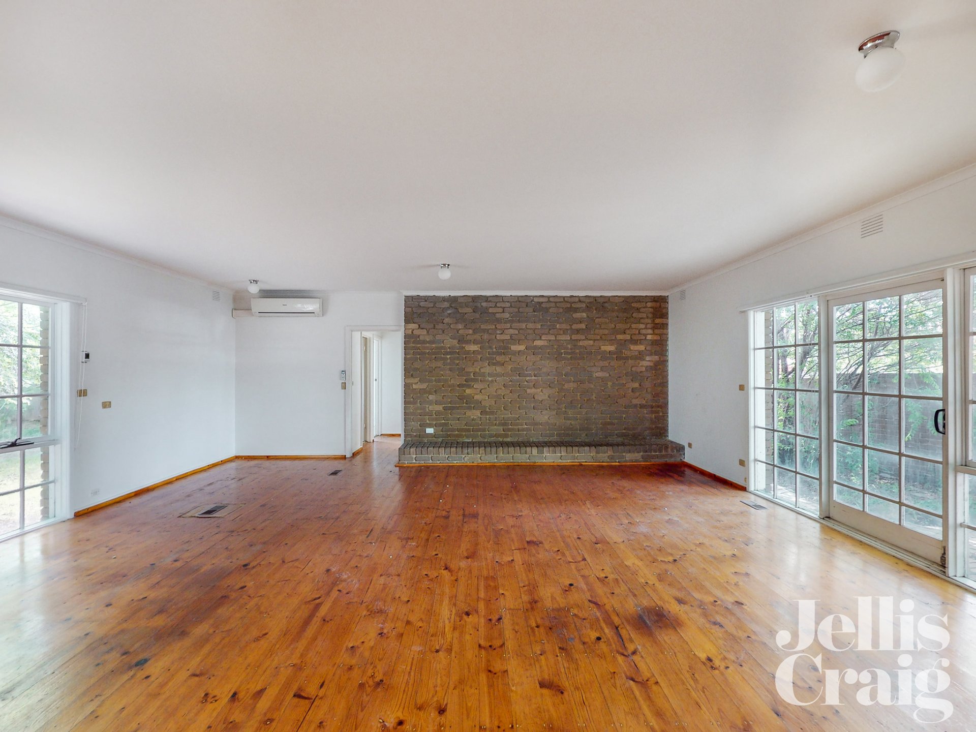 787 Warrigal Road, Bentleigh East image 4