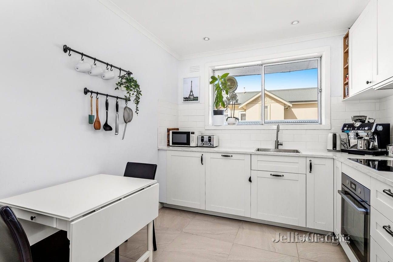 7/88 Victoria Street, Williamstown image 3