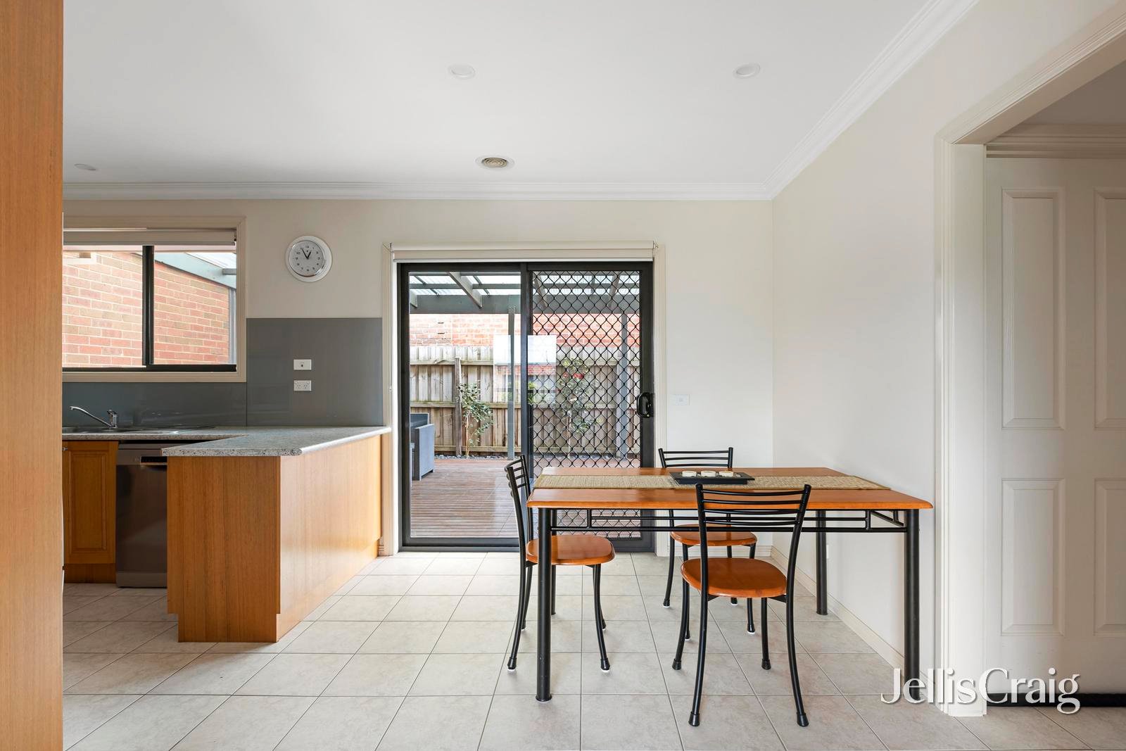 7/881 Plenty Road, South Morang image 4
