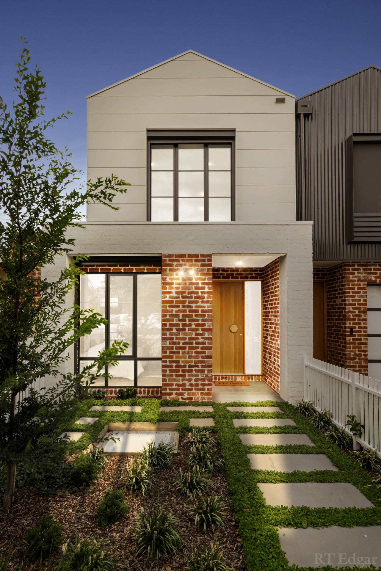 Property Gallery - Main Image
