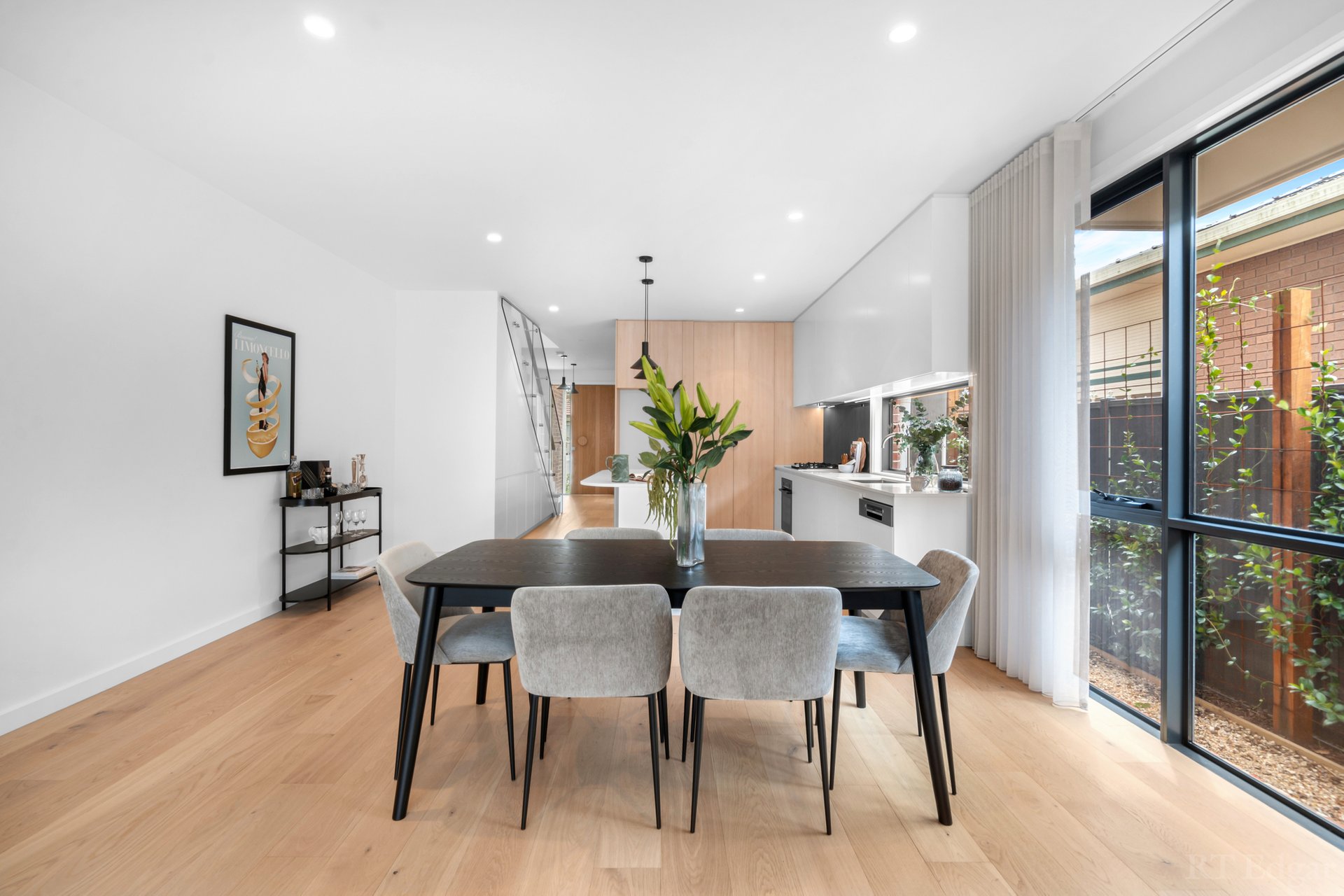 Property Gallery Thumbnail 5