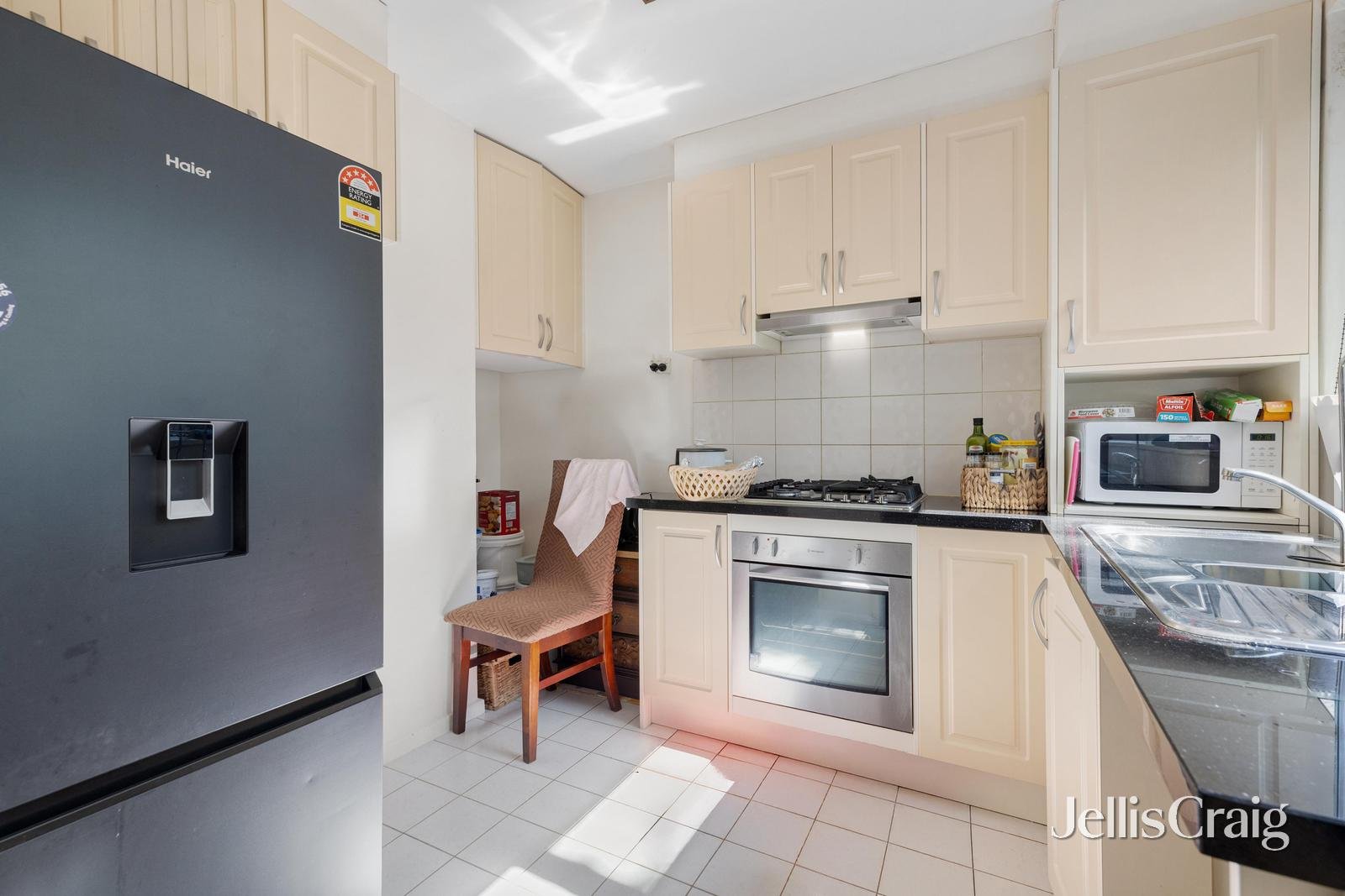 7/9 Albion Road, Box&nbsp;Hill image 2