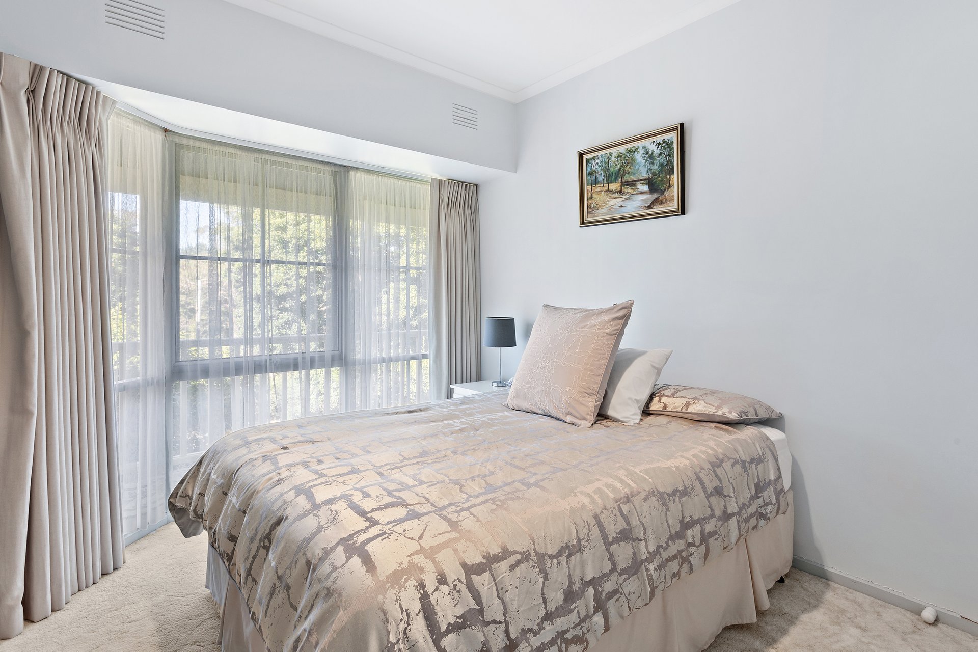 Property Gallery Thumbnail 7