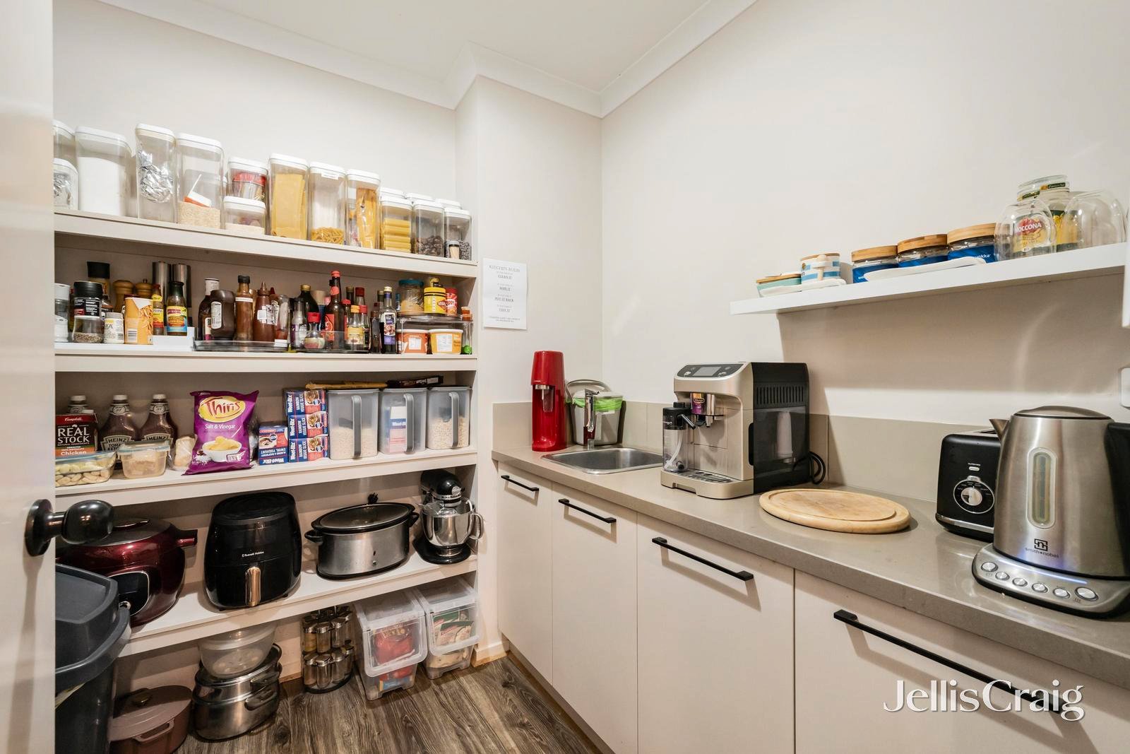 79 Croydondale Drive, Mooroolbark image 4