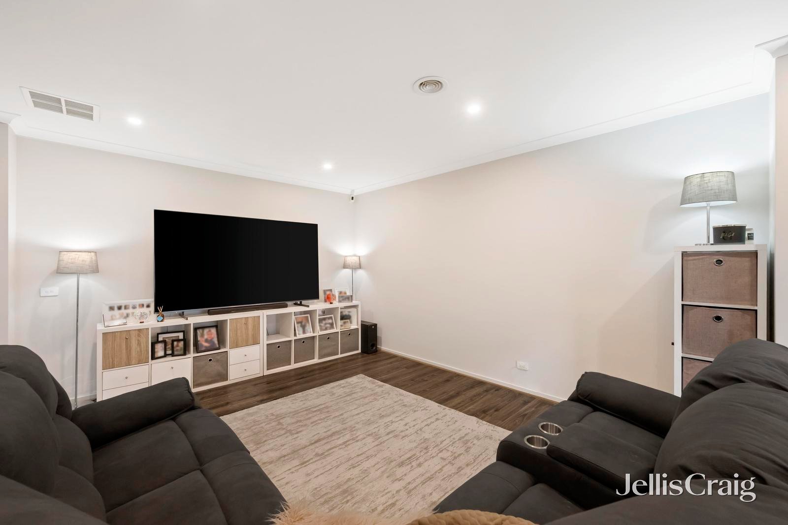 79 Croydondale Drive, Mooroolbark image 5