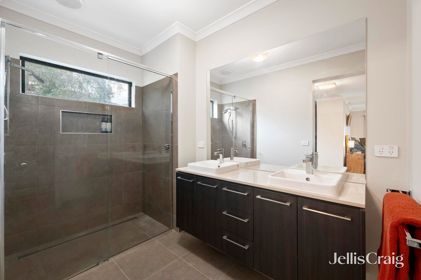 79 Croydondale Drive, Mooroolbark image 7