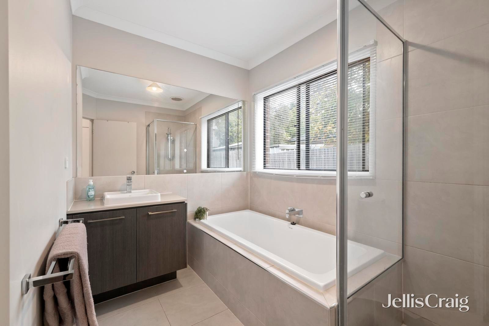 79 Croydondale Drive, Mooroolbark image 10