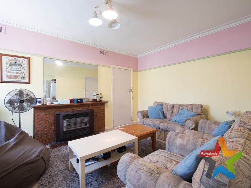 79 Heathmont Road, Heathmont image 3