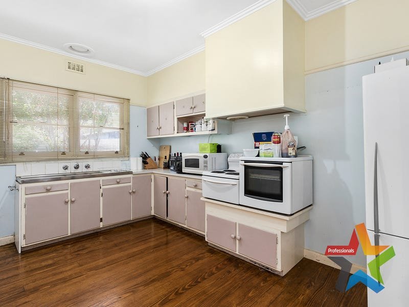 79 Heathmont Road, Heathmont image 5