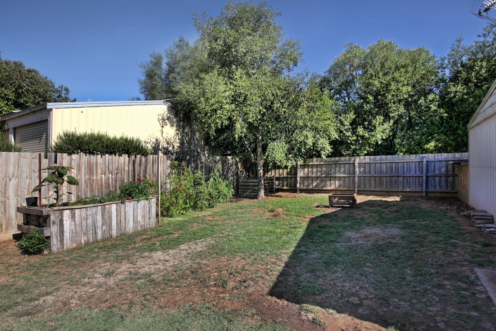 Property Gallery Thumbnail 16