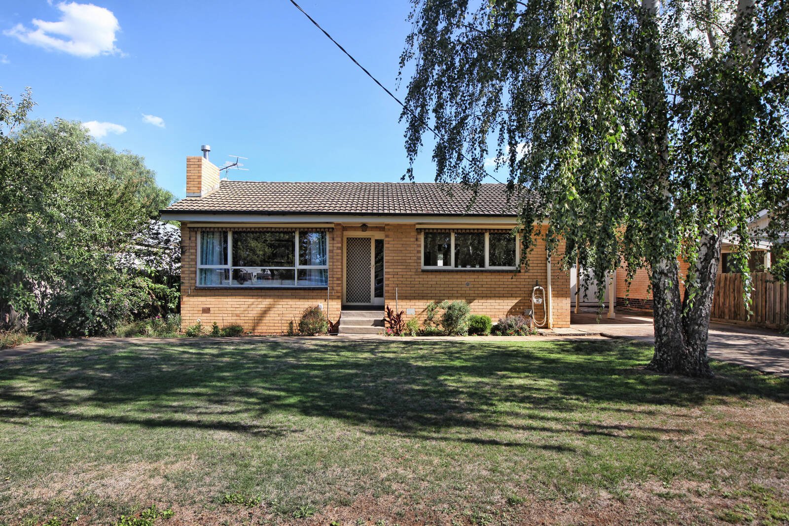 Property Gallery Thumbnail 19