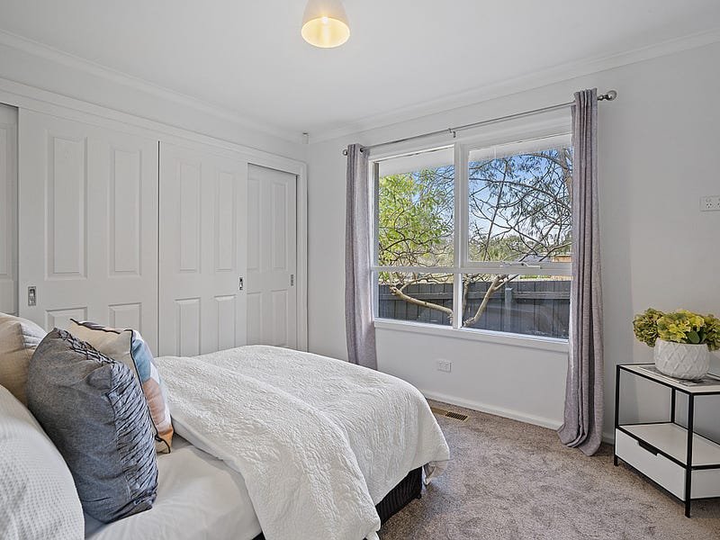 Property Gallery Thumbnail 11