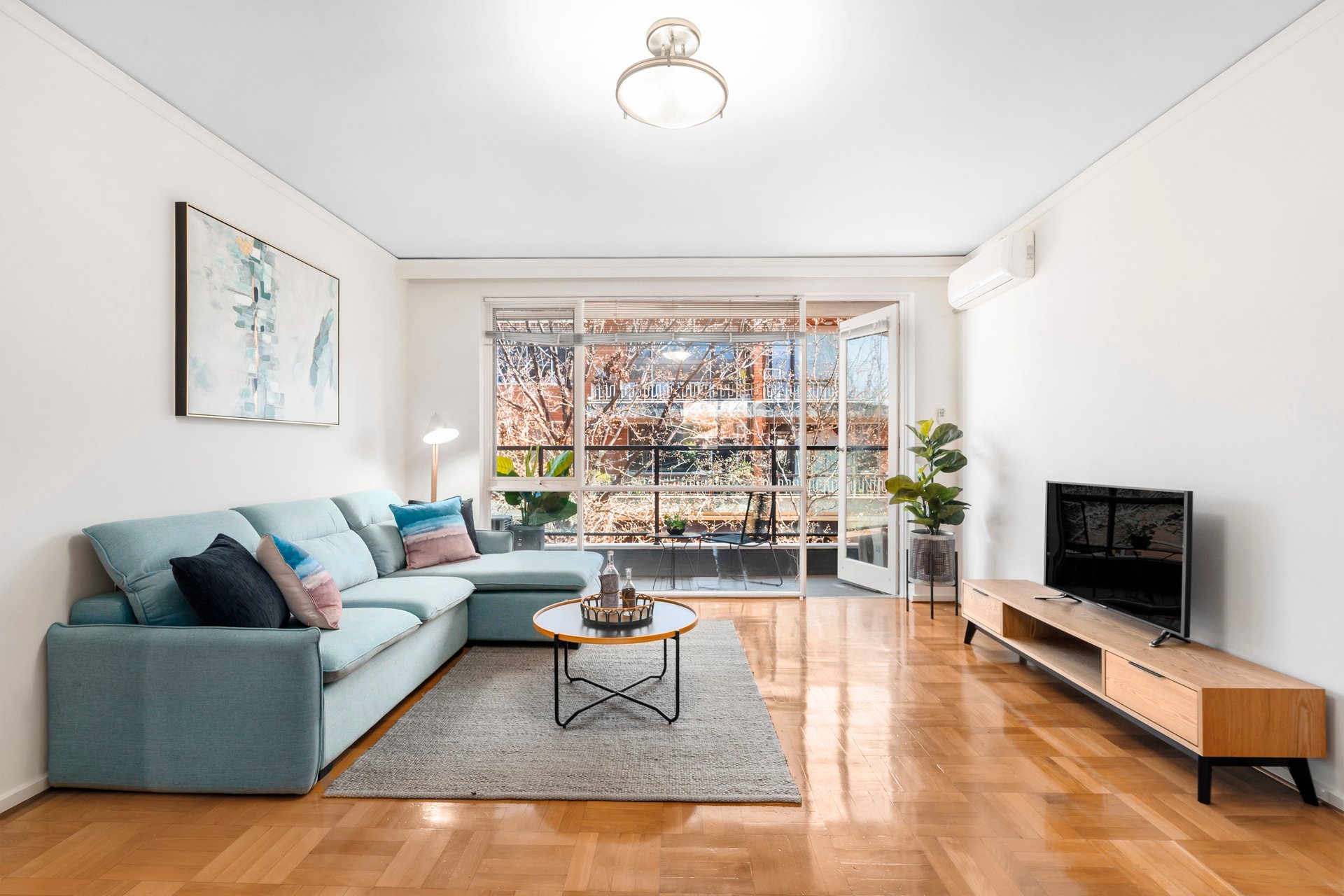 Property Gallery Thumbnail 3