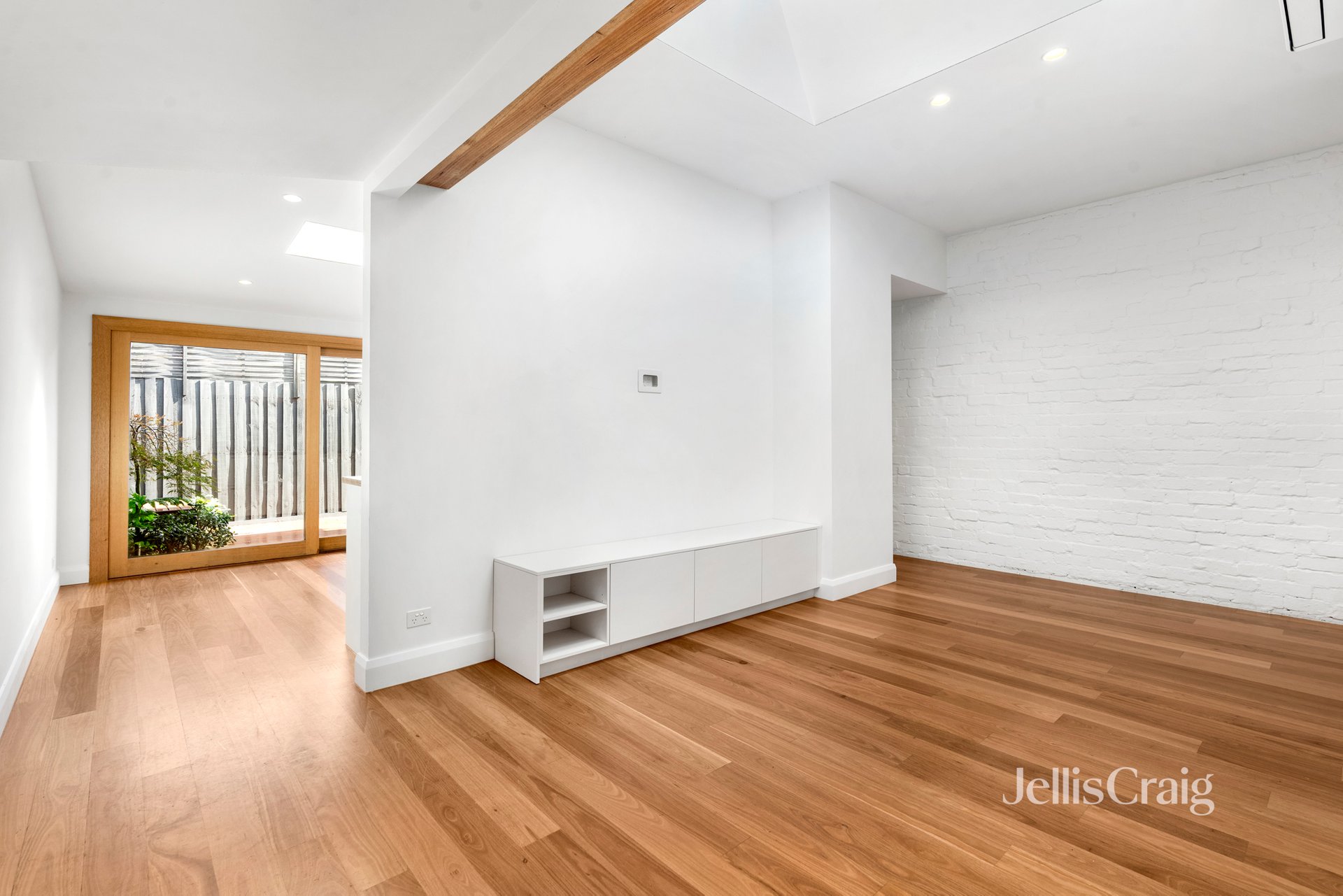 79 Park Street, Abbotsford image 5