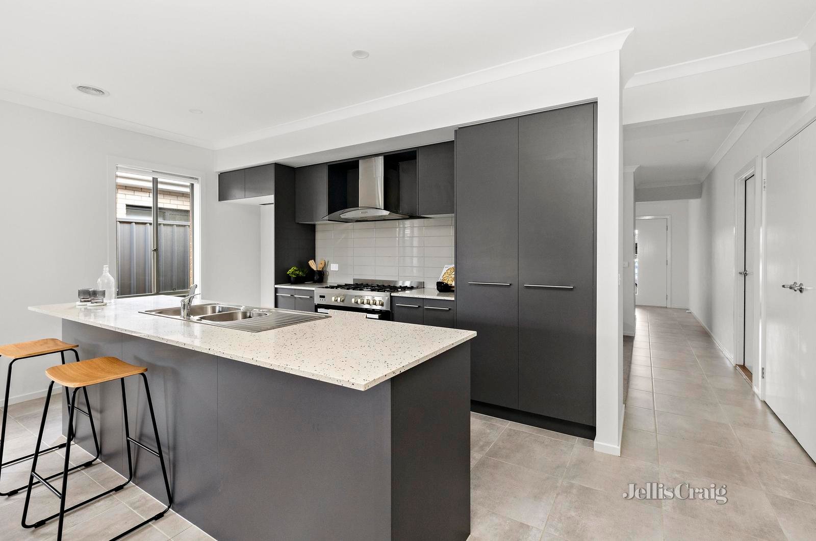 79 Verdale Drive, Alfredton image 2