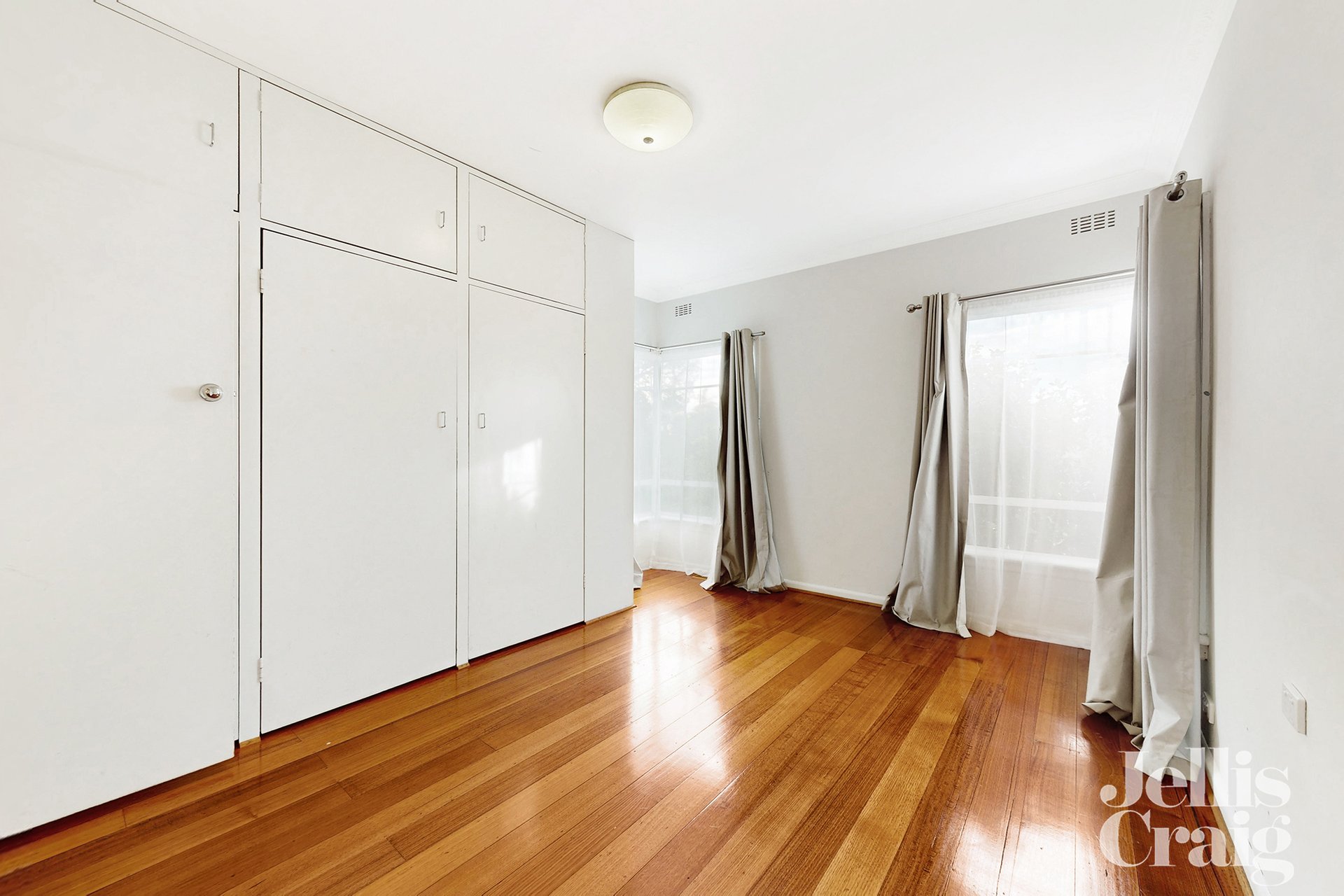 790 Centre Road, Bentleigh East image 8