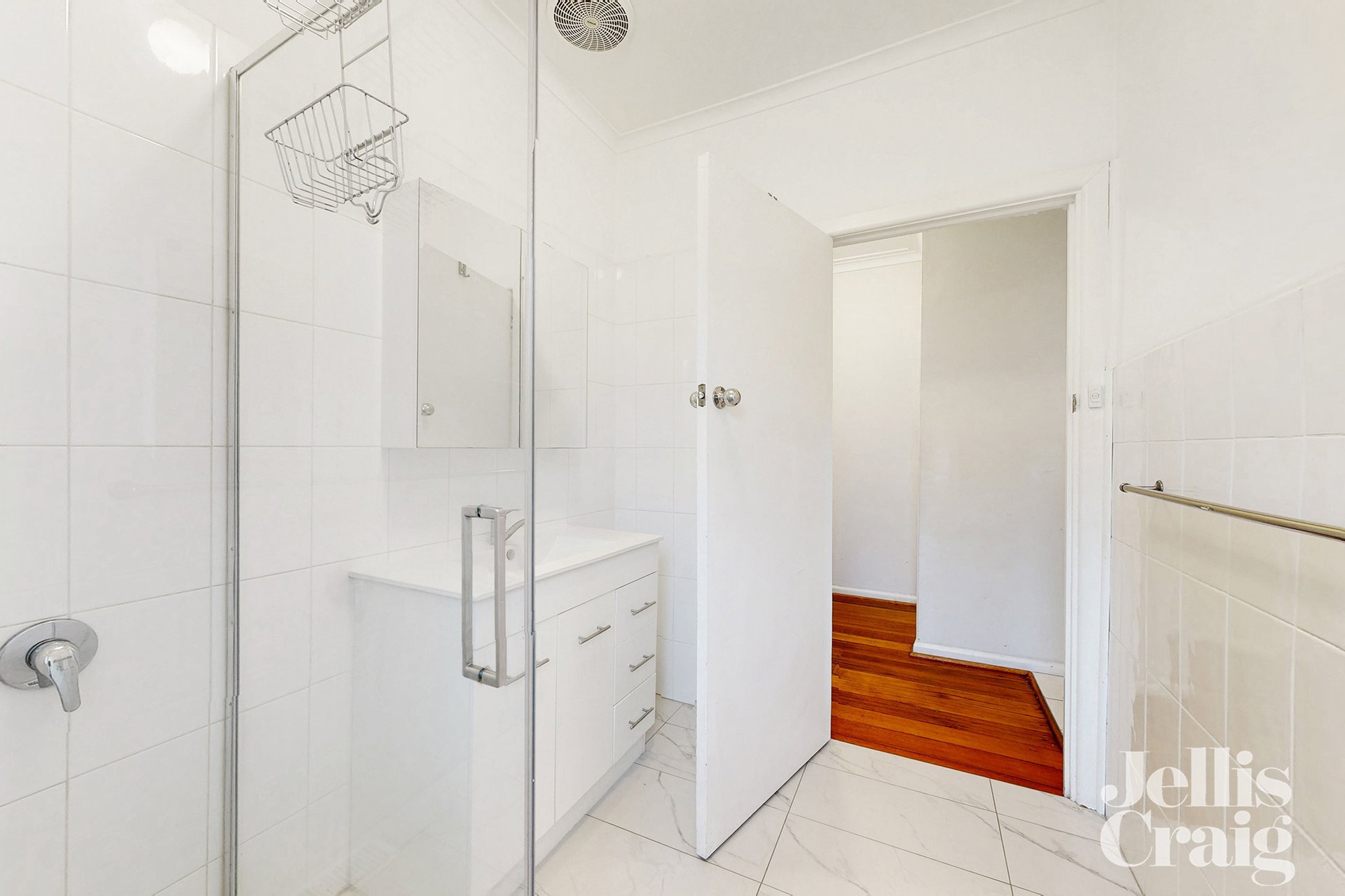 790 Centre Road, Bentleigh East image 12