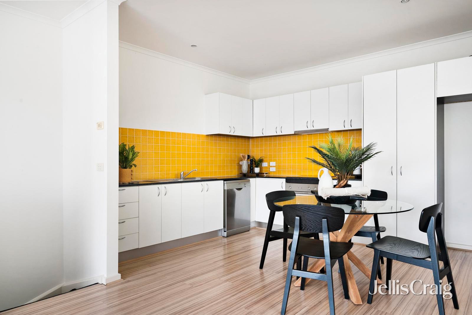 7/900 Pascoe Vale Road, Glenroy image 3