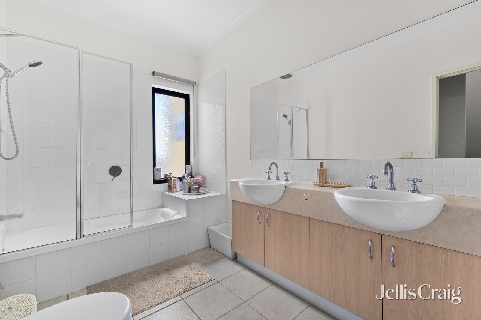 7/900 Pascoe Vale Road, Glenroy image 5