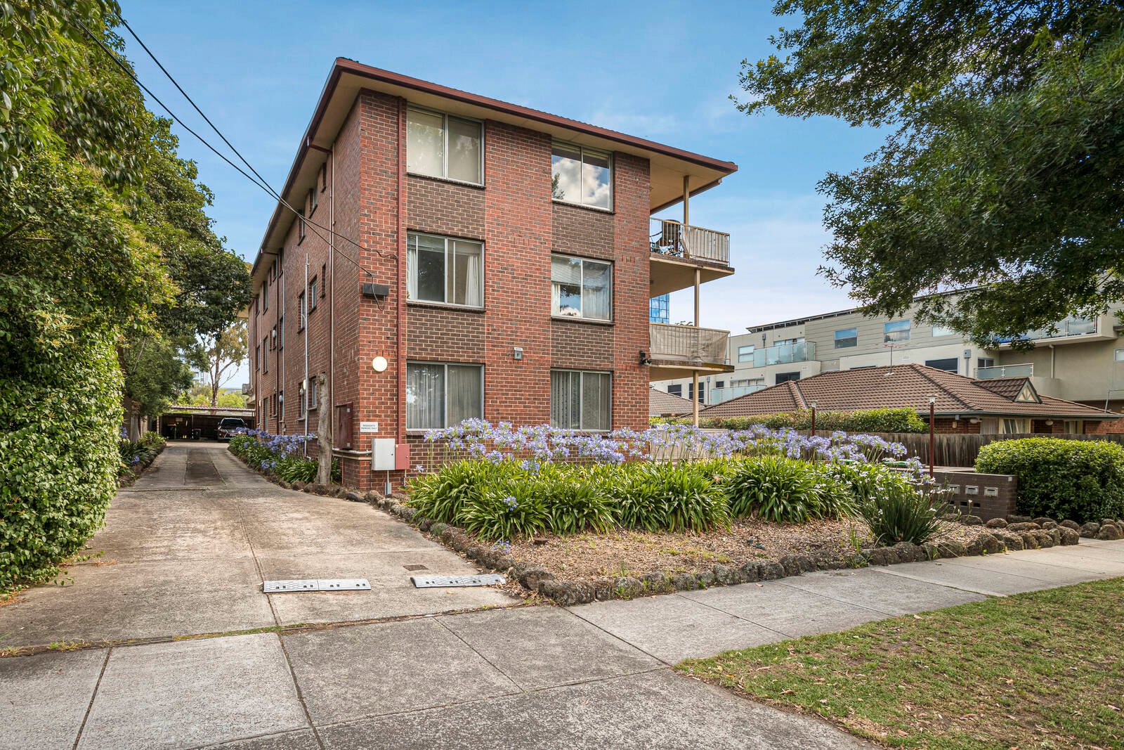 Property Gallery - Main Image