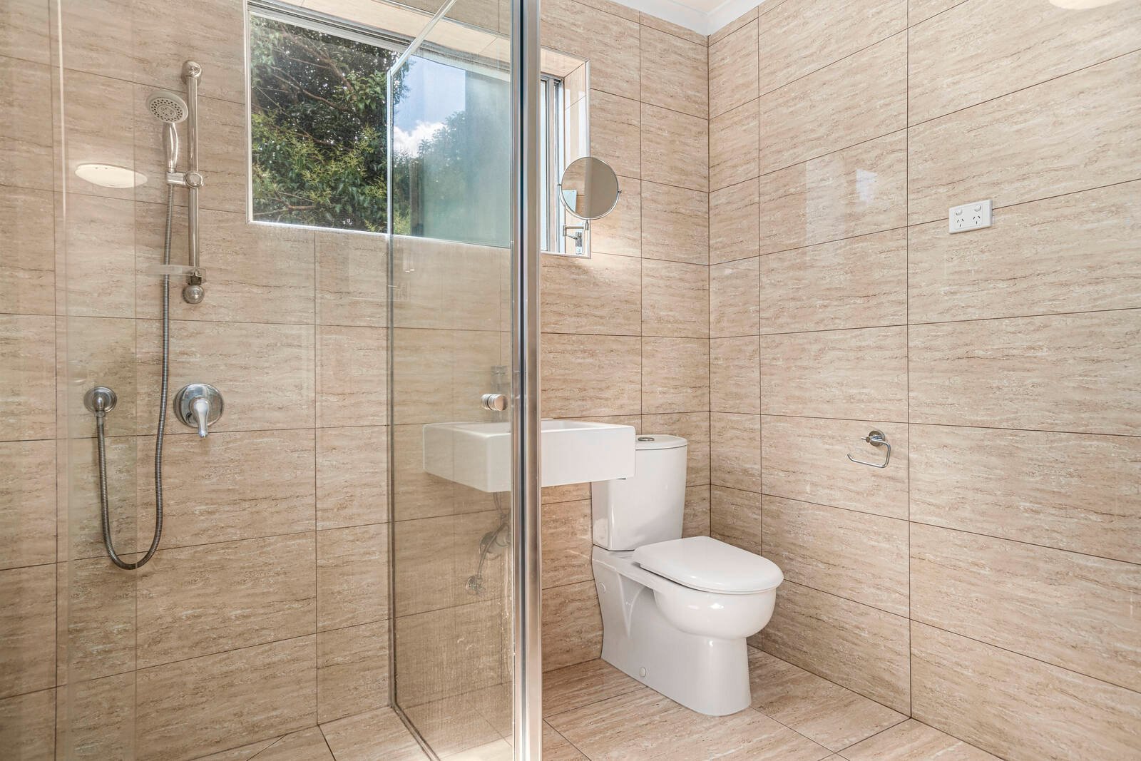 Property Gallery Thumbnail 7