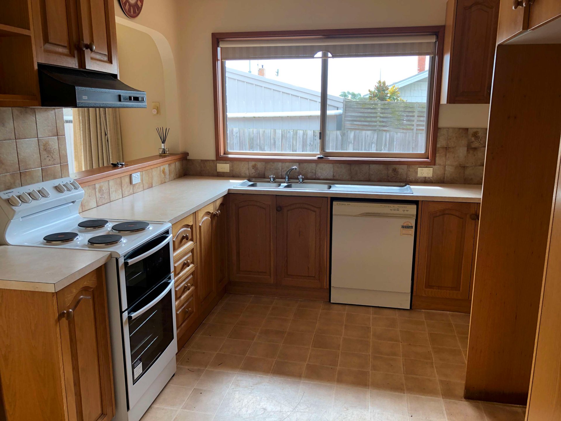 7/92 Aphrasia Street, Newtown image 2
