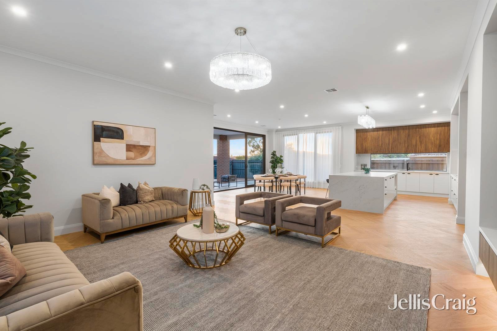 792 Highbury Road, Glen&nbsp;Waverley image 2