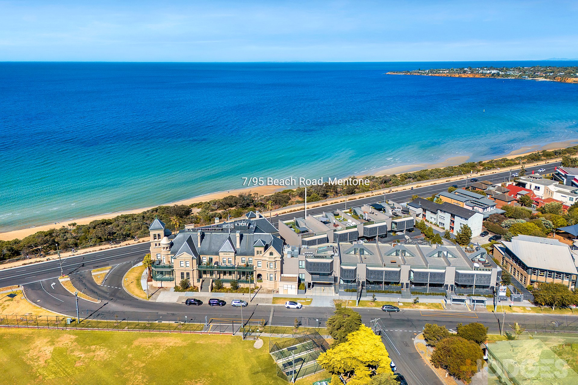 7 / 95 Beach Road Mentone
