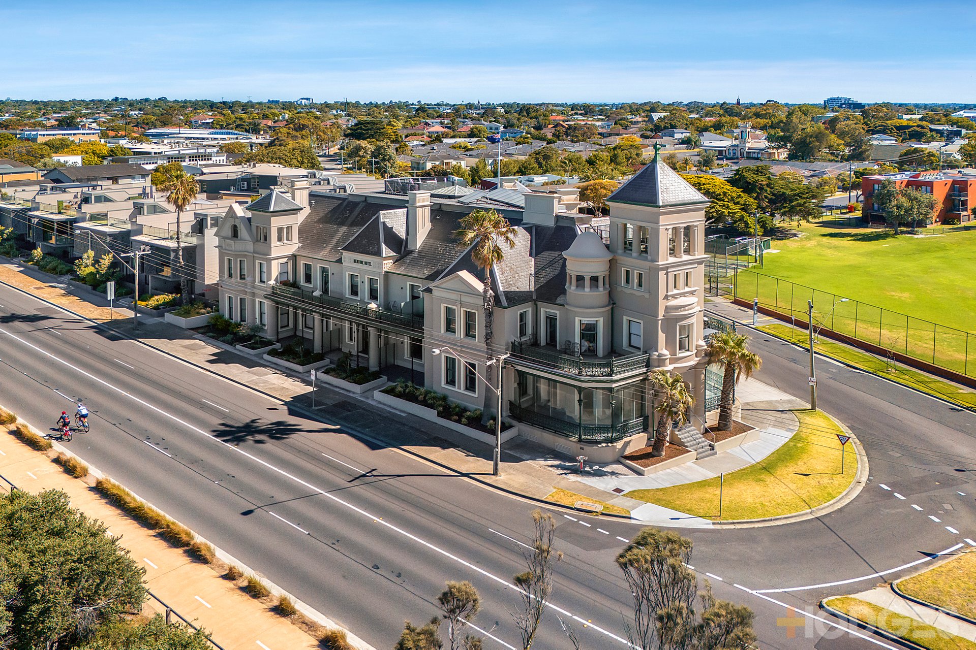 7 / 95 Beach Road Mentone